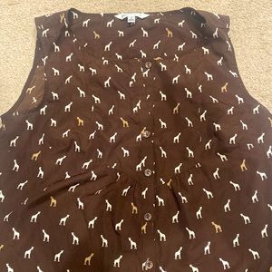 Giraffe top